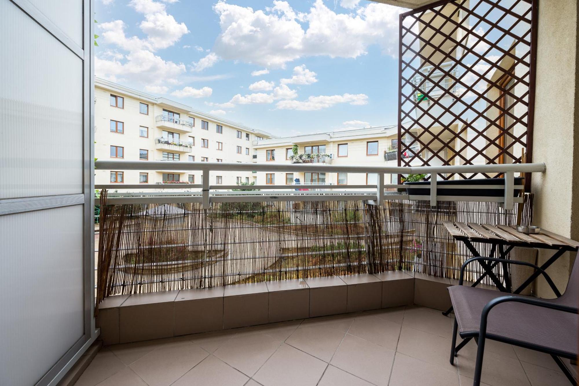 Metro Ksiecia Janusza Cosy Apartment Варшава Екстер'єр фото