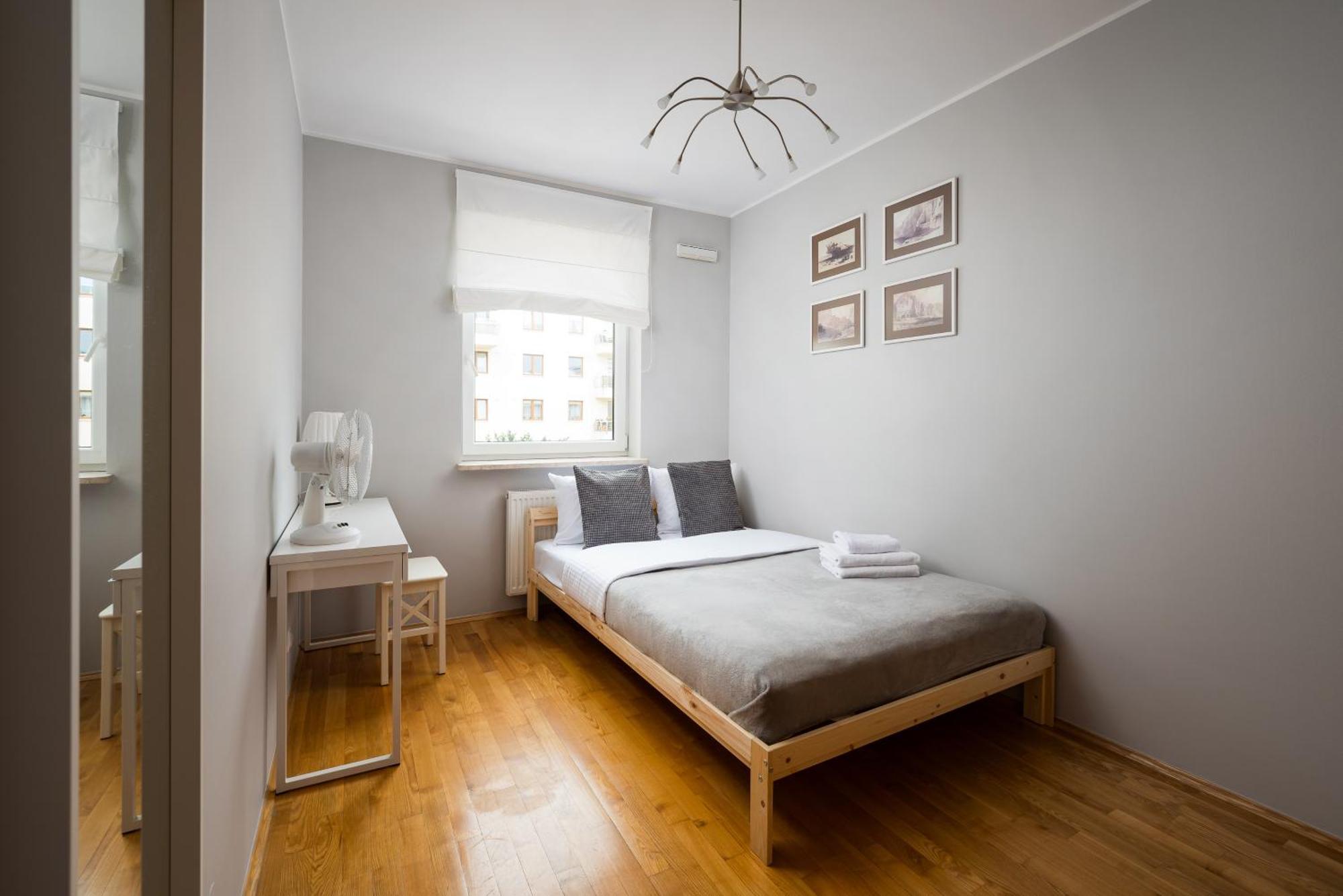 Metro Ksiecia Janusza Cosy Apartment Варшава Екстер'єр фото